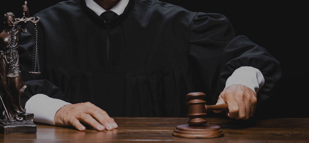 Long Histories and Minor Charges